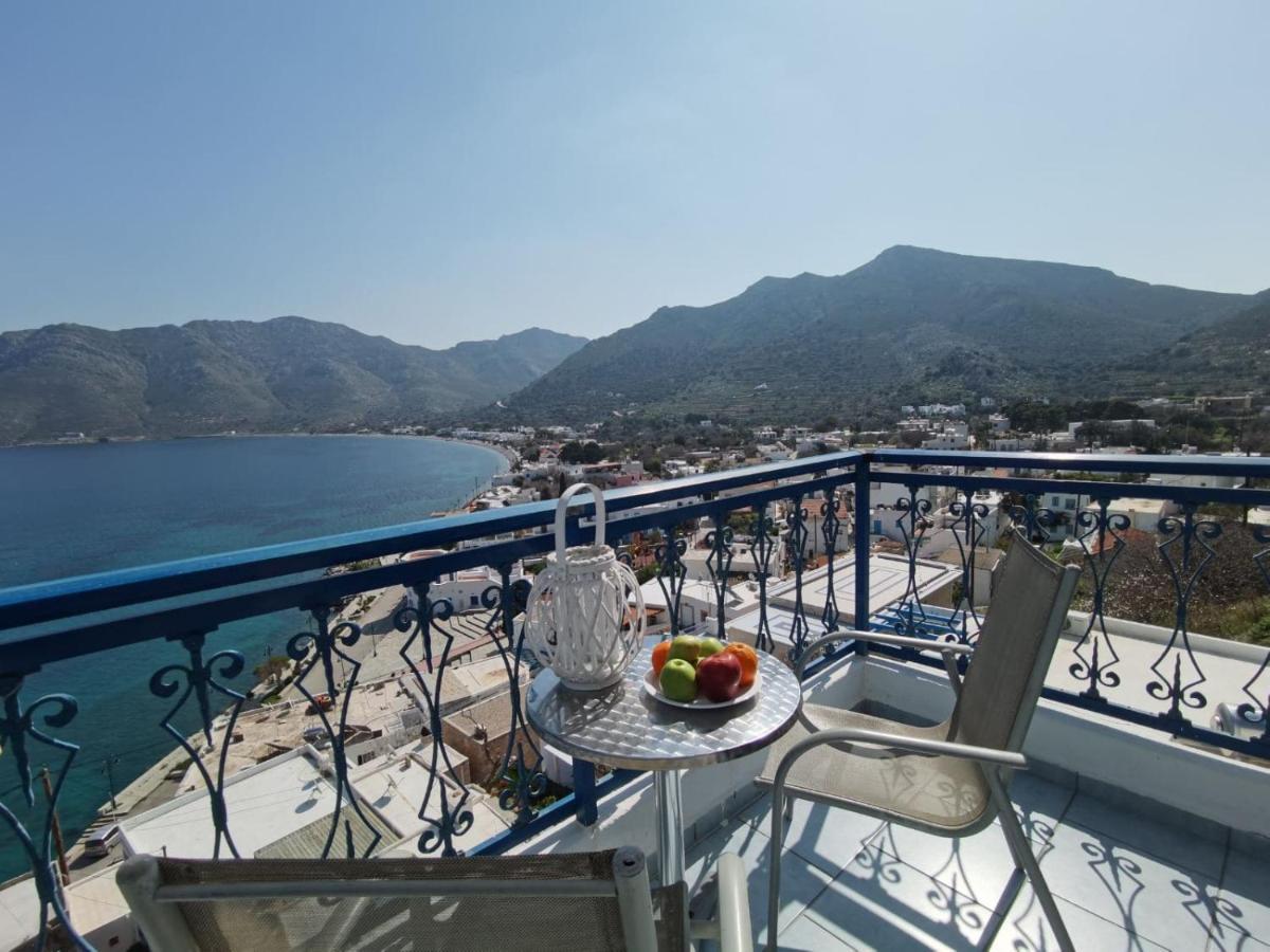 Marinas Studios Livadia  외부 사진