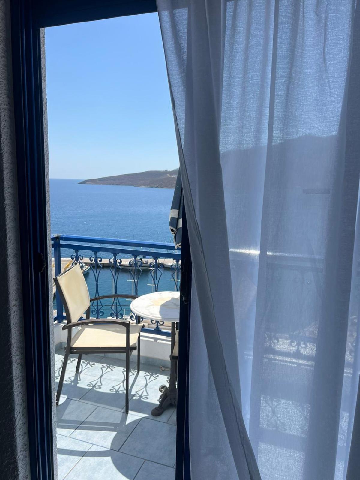 Marinas Studios Livadia  외부 사진