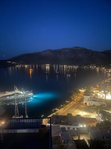 Marinas Studios Livadia  외부 사진
